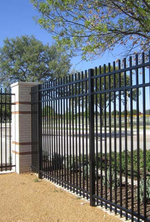 Tips For Maintaining Your Commercial Security Fence